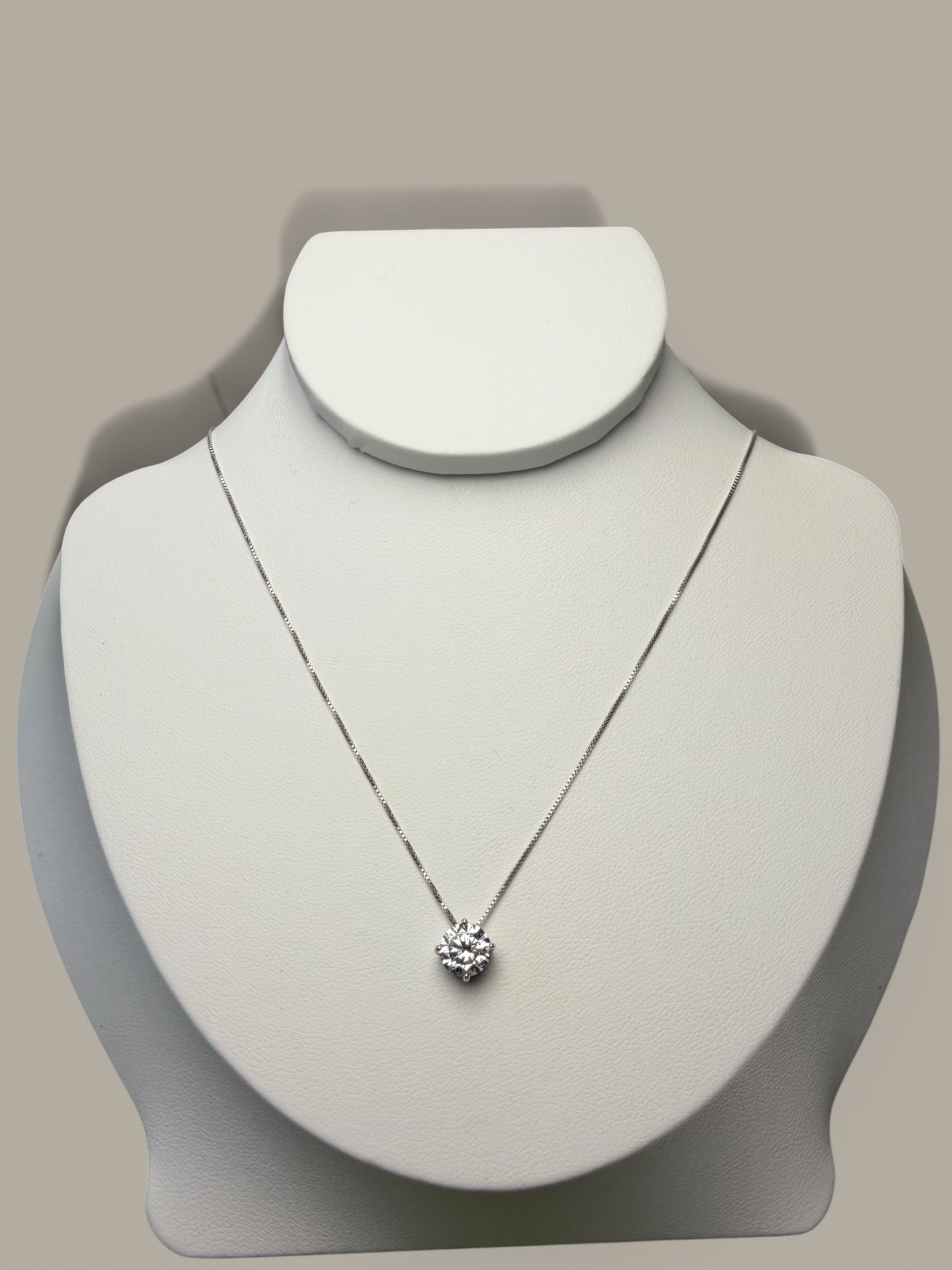Lua Cristalina Necklace