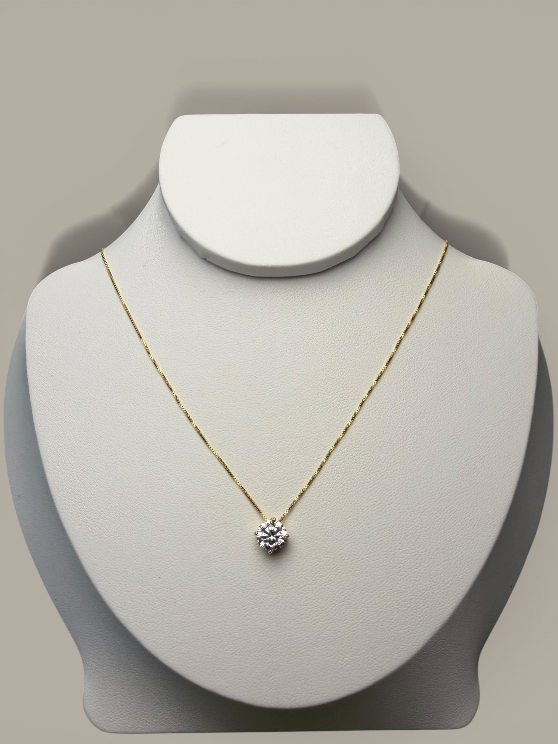 Lua Cristalina Necklace