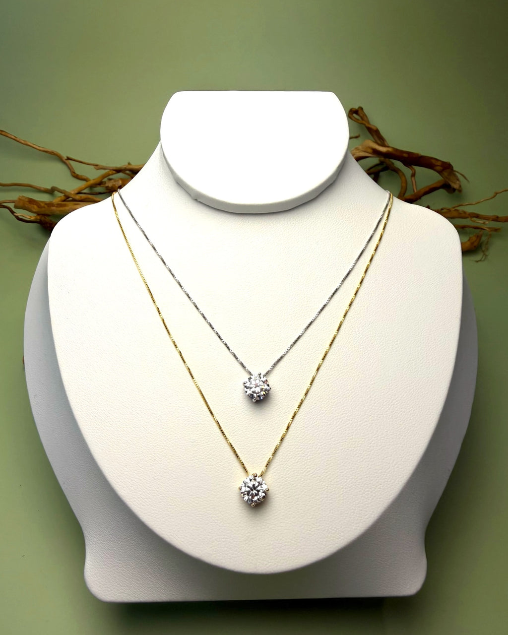 Lua Cristalina Necklace